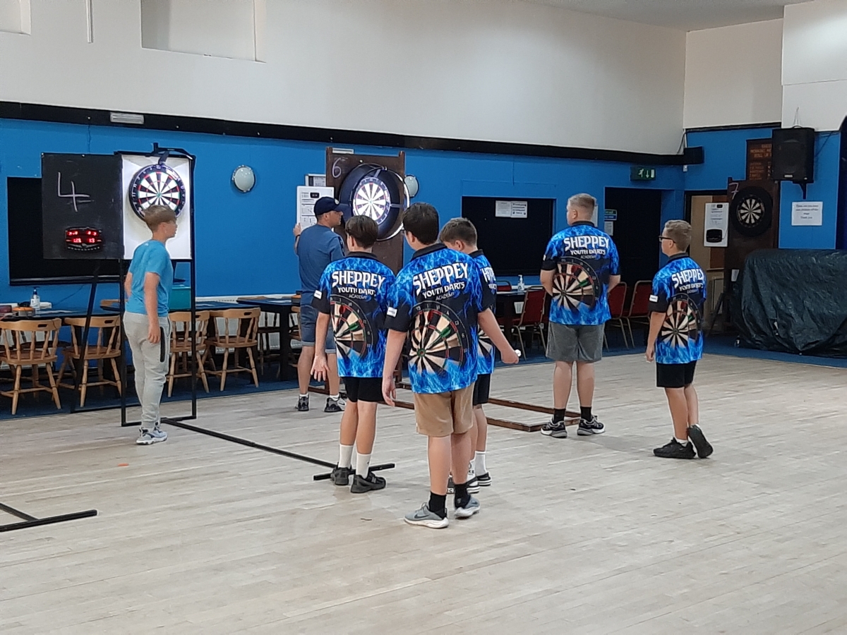Sheerness East WMC launches Darts Academy